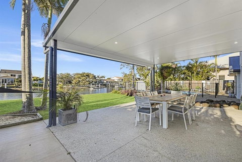 CANAL HOME NEAR MOOLOOLABA Kooringal - Accommodation Melbourne 3
