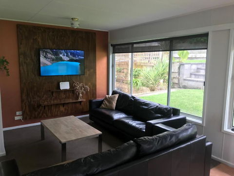 BEACHPOINT COTTAGE - Accommodation Melbourne 5