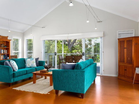 Akarana Beach House :: Jervis Bay Rentals - Accommodation Melbourne 3