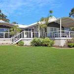 Akarana Beach House :: Jervis Bay Rentals - Accommodation Melbourne 0