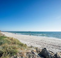 Santorini on Seaview Beachside Living Sauna Wifi - Accommodation Melbourne