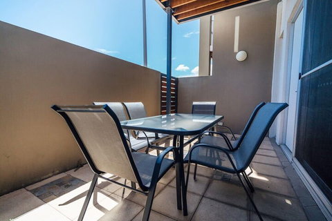 The Cove At New Port Pool Spa Sauna Gym & More - Accommodation Melbourne 3