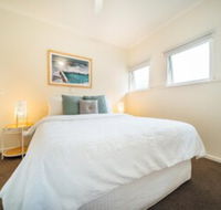 Beachy Keen on Moseley Wifi Netflix Pool Spa - Accommodation Melbourne