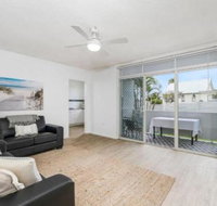WAVES on MAIN 4 / 1 MAIN STREET - Accommodation Melbourne
