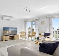 Culburra Beach Retreat close to two beaches - Accommodation Melbourne