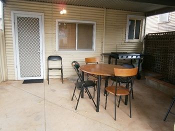 Aussie Bacon & Eggs Cottages - Accommodation Melbourne 1