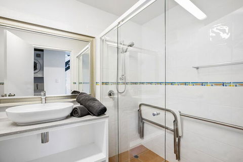 Galleries - 1/28 Peregian Esplanade - Peregian Beach - Accommodation Melbourne 7