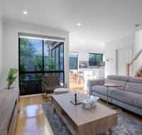 Impressive  Spacious new Townhousepreston - Accommodation Melbourne