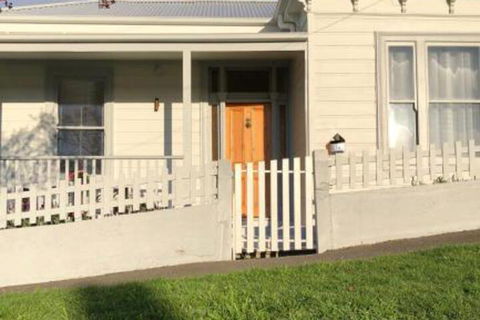 La Casa Cabrera - Accommodation Melbourne 4