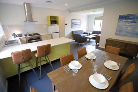 Eastend Studio Apartments - Accommodation Melbourne 2