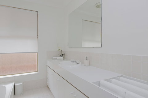 Alexandra Villa - Accommodation Melbourne 0