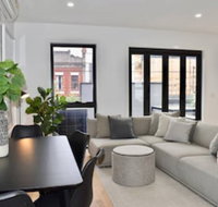Brand New 2 Bed Apartment With Stunning City Views - Accommodation Melbourne