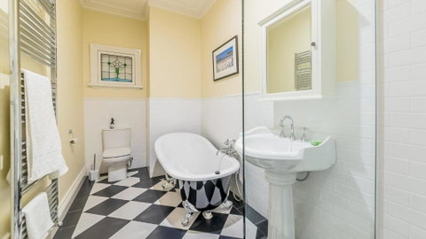3 Genesta St. Cowes Federation Home - Accommodation Melbourne 4