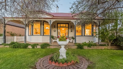 3 Genesta St. Cowes Federation Home - Accommodation Melbourne 2