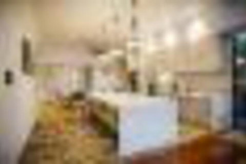 Luxurious Family Seaside Escape Linen & Free WiFi - Accommodation Melbourne 6