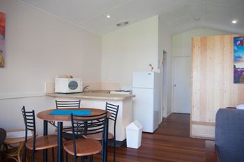 15 Korora Palms 1 Bedroom Bure - Accommodation Melbourne 3