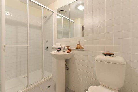 Anchor On Elizabeth - Accommodation Melbourne 5