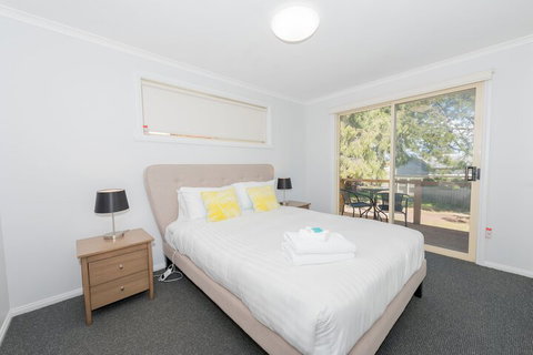 Wineglass - Accommodation Melbourne 3