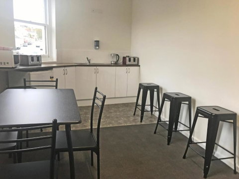 Okeefes Hotel Backpackers - Accommodation Melbourne 4
