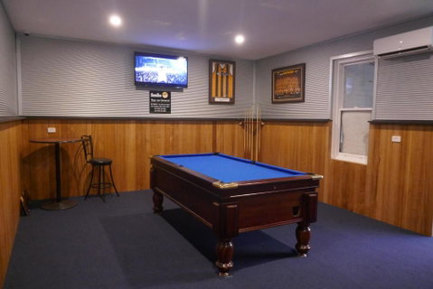 Okeefes Hotel Backpackers - Accommodation Melbourne 3