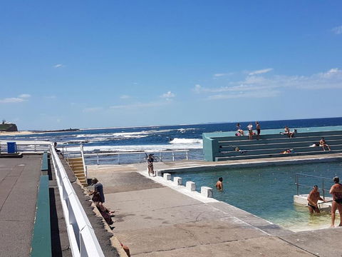 Arena Luxury Beachfront Apartment - Melbourne 4u 4