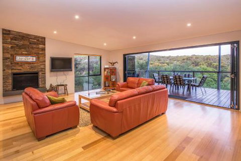 Caves Retreat - Accommodation Melbourne 3