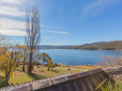 Ibis 19 McLure Circuit - Accommodation Melbourne 3