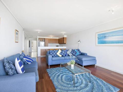 APARTMENT 11 PACIFIC APARTMENTS - Accommodation Melbourne 6
