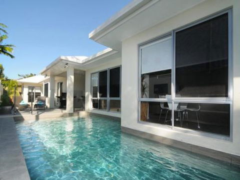 BEACH RETREAT At PALM COVE - Accommodation Melbourne 6