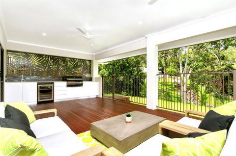 PARKVIEW At PALM COVE - Accommodation Melbourne 0