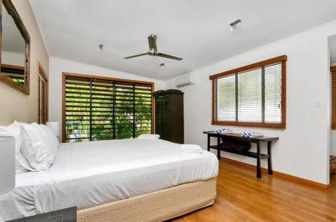 SANTORINIatPALM COVE - Accommodation Melbourne 6
