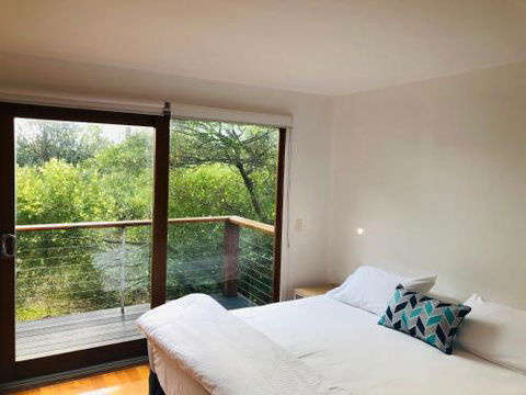 Carinya Coastal Cottage - Accommodation Melbourne 0