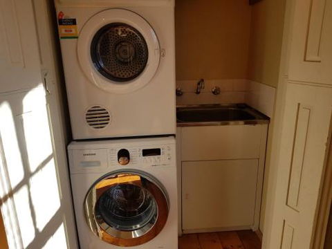 CARNBREA - Accommodation Melbourne 5