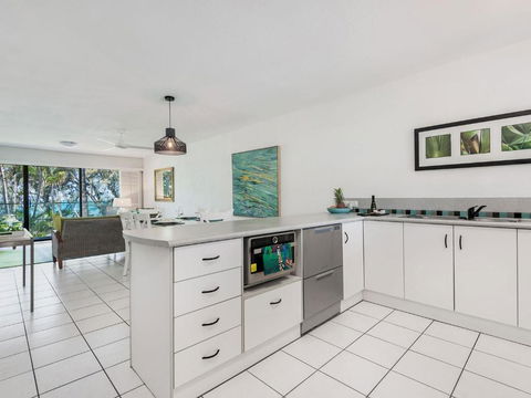 Absolute Beachfront - Accommodation Melbourne 3