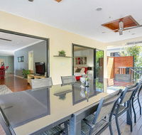 Aussie Beach House - Accommodation Melbourne