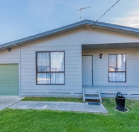 Family Home on 14 Lansell in Cowes - Accommodation Melbourne