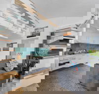 Beachfront Iglu Trinity Beach - Accommodation Melbourne