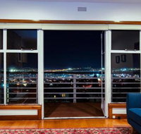 Lofty Views City Stunner - Accommodation Melbourne