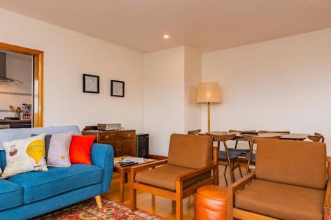 Lofty Views City Stunner! - Accommodation Melbourne 5