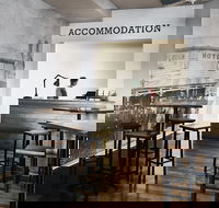 Plough Hotel - Accommodation Melbourne