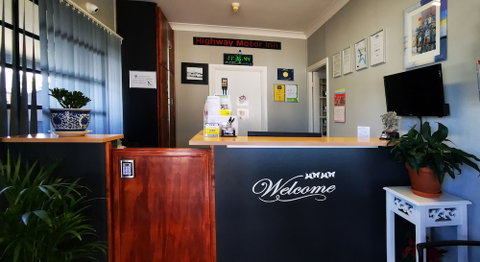 Highway Motor Inn - Accommodation Melbourne 2
