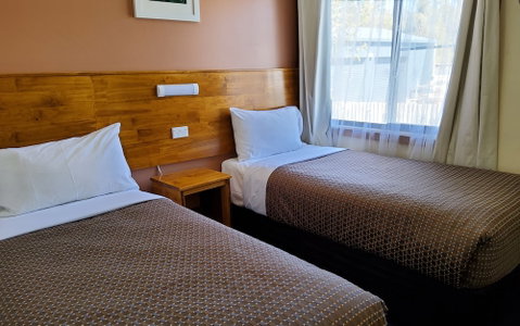 Highway Motor Inn - Accommodation Melbourne 6