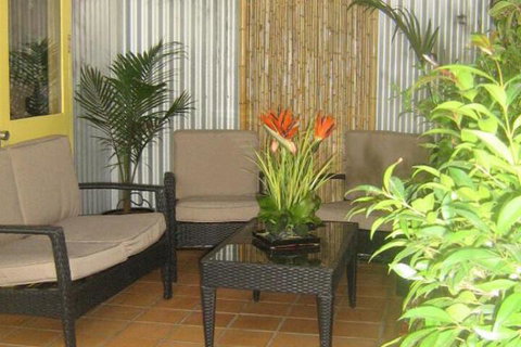 Ditto Daddys - Accommodation Melbourne 3
