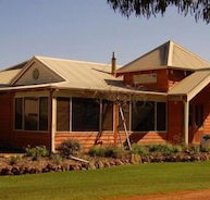 Adinfern Estate - Accommodation Melbourne