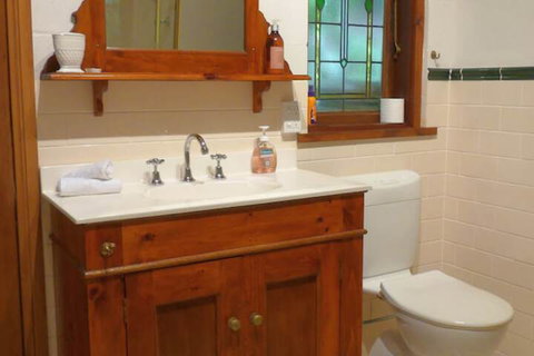 Mount Browne Cottage - Accommodation Melbourne 6