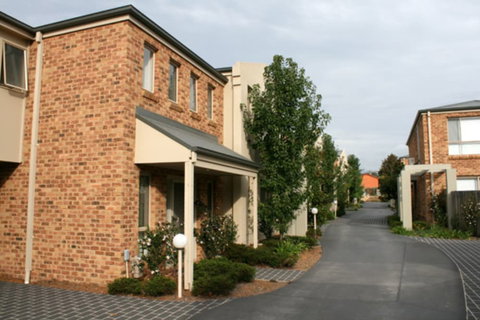 Grand Manor Motor Inn - Queanbeyan - Accommodation Melbourne 2