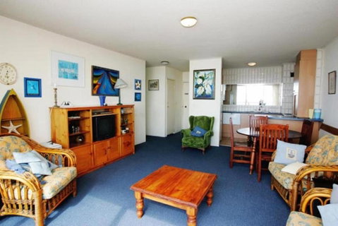 Ebbtide Unit 33 2 6 North Street - Accommodation Melbourne 4