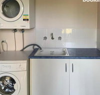 Endeavour 6 - Accommodation Melbourne