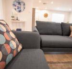 Contemporary Esprit with river reserve access - Accommodation Melbourne