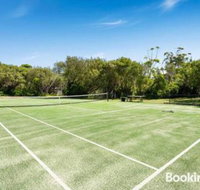 Willowdene with pool spa tennis court  fireplace - Accommodation Melbourne